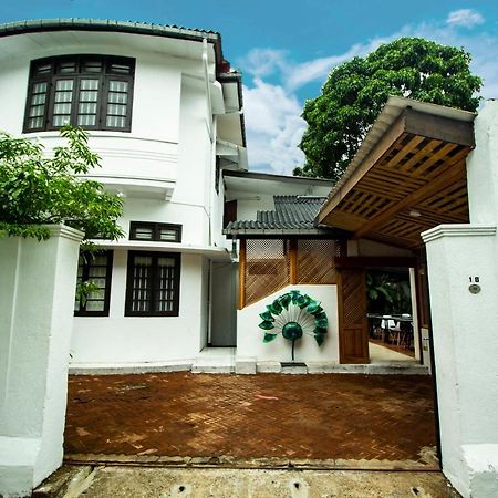 Lost & Found - โคลอมโบ ภายนอก รูปภาพ